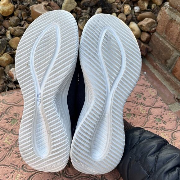 Sketchers Size 7.5 Air Cooled Memory Foam Sneaker Slip On Navy Blue Women’s - Picture 7 of 9